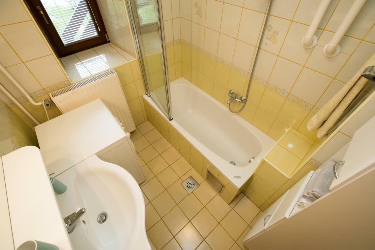 Apartma Pr Gatej 博希尼 外观 照片